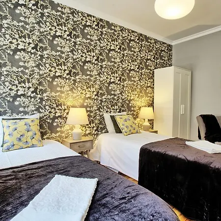 Angel's Chic Duplex Apartman